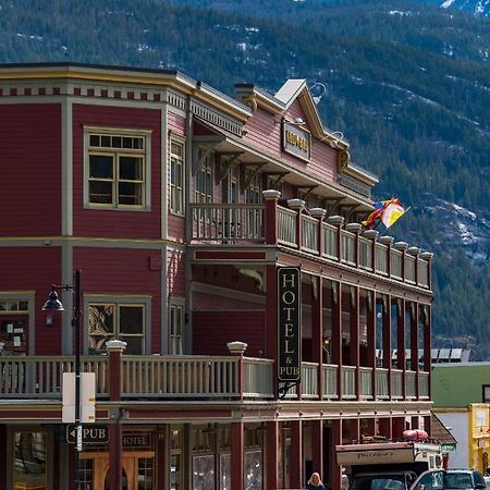 Kaslo Hotel Екстер'єр фото