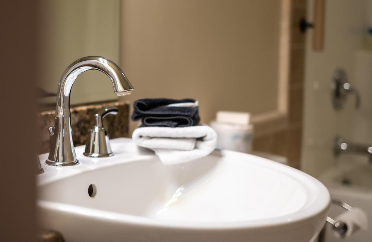 Kaslo Hotel Екстер'єр фото