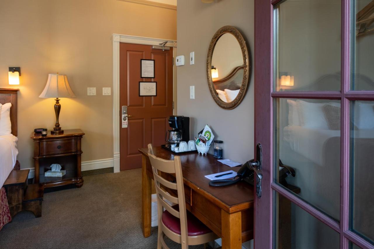 Kaslo Hotel Екстер'єр фото