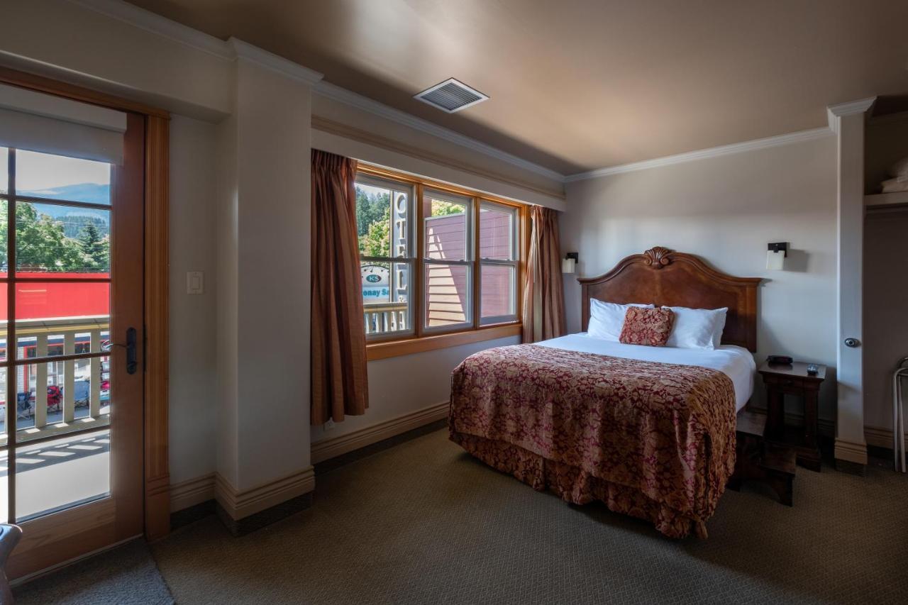 Kaslo Hotel Екстер'єр фото